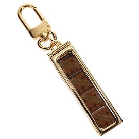 LOUIS VUITTON Llave de Bolsa Charm de Dados de Metal Marrón MP2072 LV Auth 128540SM