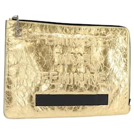 CHANEL Clutch in Pelle Oro CC Auth 152375SM