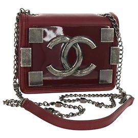 CHANEL Bolso de Cadena Matelassé Boy Brick de Piel de Cordero Burdeos CC Auth 146080SM