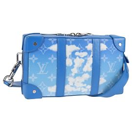 LOUIS VUITTON Monogram Clouds Soft Trunk Wallet Bolso de Hombro M45432 Auth 126007SAM