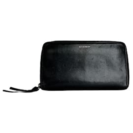 Vintage Givenchy Leather Zippy Wallet Black