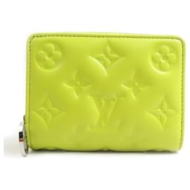 Carteira dobrável Louis Vuitton em verde e amarelo