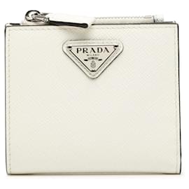 Prada Dreieckslogo Geldbörse im Bi-Fold-Design