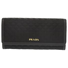 Prada gesteppte lange Geldbörse