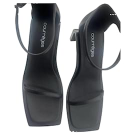Sandalias Courreges de cuero negro