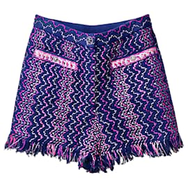 Chanel 21P Tweed Strick Shorts mit mehrfarbigen Fransen FR 36