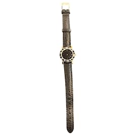 Schwarze Bulgari-Uhr mit Lederarmband