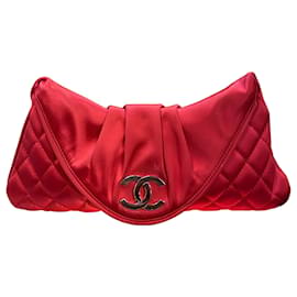 Clutch in satin rosa Chanel 2009