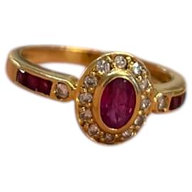 Autre Marque Französischer Pompadour-Ring aus den 60er Jahren in 18K Gelbgold