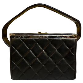 Bolso Chanel 1996, cuero acolchado negro