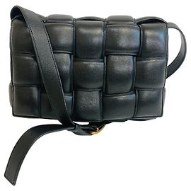 Borsa a Spalla Intrecciato Padded Cassette di Bottega Veneta
