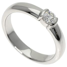 Anel solitário de diamante Dots em platina da Tiffany & Co.