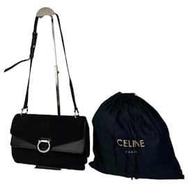 Vintage Celine Paris Flap Schultertasche aus Polyester und Leder Schwarz - Céline