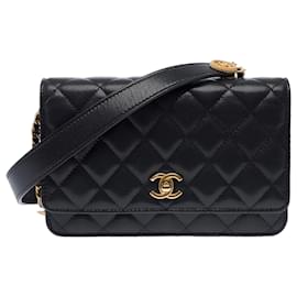 CHANEL Wallet on Chain aus schwarzem Leder - 103397