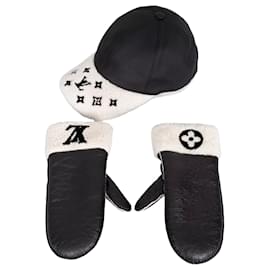 Louis Vuitton Lammfell Mütze und Handschuh Set - Größe M Gebraucht