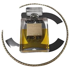 Bottiglia di profumo Chanel Ladies First Oro Nero Trasparente Spilla Usata