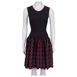 Schwarzes, tailliertes, ärmelloses Kleid von Alaïa - IT38/XS Gebraucht