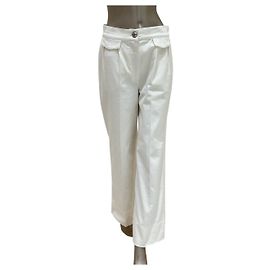 Elegant Chanel White Cotton Globalization Pants - Size 38 Pre-owned