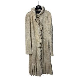Abrigo de piel Karakul con volantes Giambattista Valli Talla 38 De segunda mano