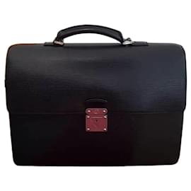 Sac messager en cuir Epi pour homme Louis Vuitton d'occasion
