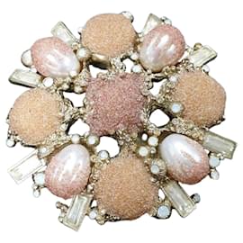 Spilla in perle artificiali CHANEL 12P usata - Chanel