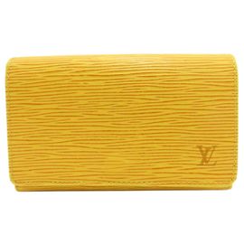 Billetera bi-fold de cuero Epi Louis Vuitton