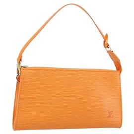 LOUIS VUITTON Pochette Accesorios Epi Pouch Naranja Mandarina M5294H Auth YKZ750V