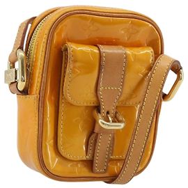 LOUIS VUITTON Borsa a spalla Monogram Vernis Christie PM Gialla M91110 Auth ka3499