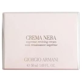 Giorgio Armani Crema
