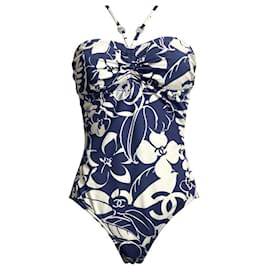 Chanel 2021 Coco Beach dunkelblauer und weißer einteiliger Badeanzug mit Ausschnitten FR 40