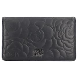 Billetera bifold Chanel Camelia Coco Mark