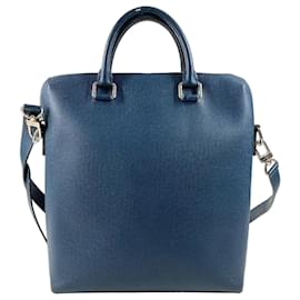 Borsa verticale Taiga Grigori M30213 di Louis Vuitton