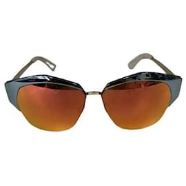 Gafas de sol Dior en metal montura azul y lentes espejo naranja