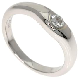 Tiffany & Co. Ring mit gewölbtem Diamantband.