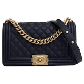 Chanel Old Medium Matelassé Caviar Boy con patta
