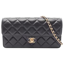 Chanel CC Matelassé Cuir d’agneau East West Simple rabat