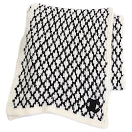 Chanel Cashmere Schal in Schwarz und Elfenbein