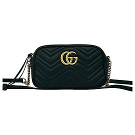 Borsa a spalla piccola in pelle trapuntata GG Marmont di Gucci