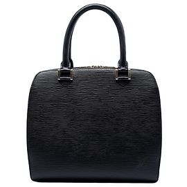 Louis Vuitton Nero Epi Pont Neuf PM