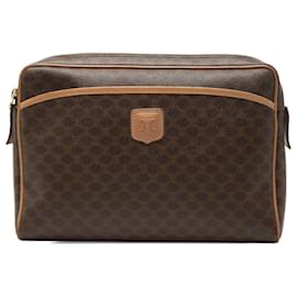 Céline Clutch de lona recubierta Macadam marrón Celine