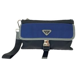Clutch in pelle nylon Saffiano con logo Prada