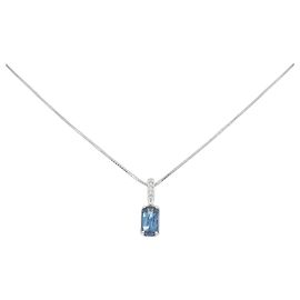 Autre Marque Collar de oro blanco Au750, topacio azul y diamantes
