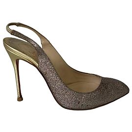 Christian Louboutin Corneille Slingback con Paillettes Oro