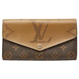 Louis Vuitton Monogram Giant Reverse Portefeuille Sarah Long Wallet