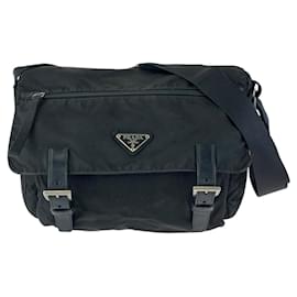 Borsa a spalla Prada in nylon tessuto con logo triangolare