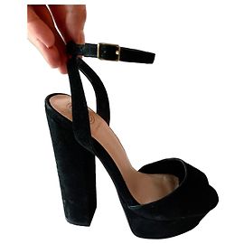 Sandali con tacco a piattaforma in suede Kurt Geiger
