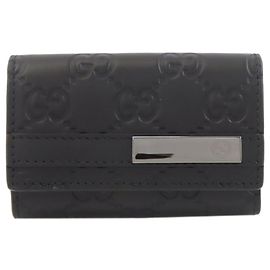 Gucci GG Signature Shima Schlüsselanhänger