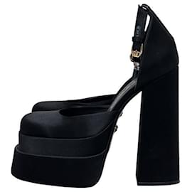 Versace La Medusa Pumps aus Kristallsatin mit Blockabsatz Größe 38 gebraucht