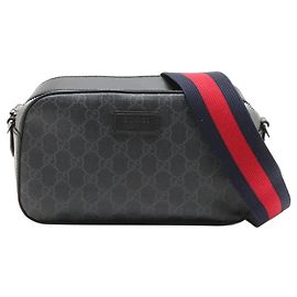 Gucci Borsa a spalla in PVC GG Supreme nera