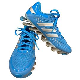 Baskets Adidas Springblade bleues